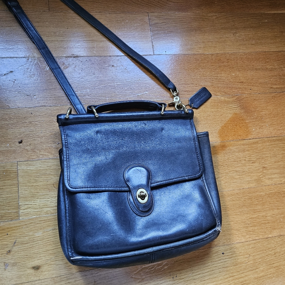 Coach vintage cross body